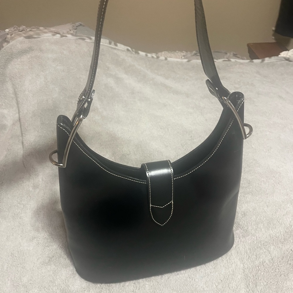 Vintage Dooney & Bourke Black Leather Shoulder Bag with Silver Hardware - Picture 2 of 8